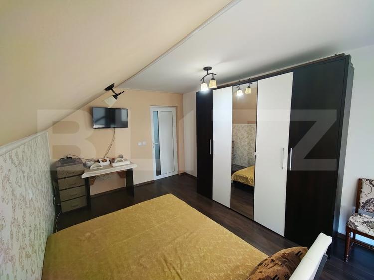 Casă individuală cu 8 camere cu Teren 450 Mp în Zărnești