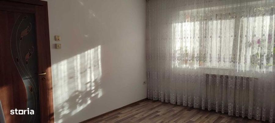 Apartament 2 camere parter 50mp renovat gata de mutat Zona Superba - 4