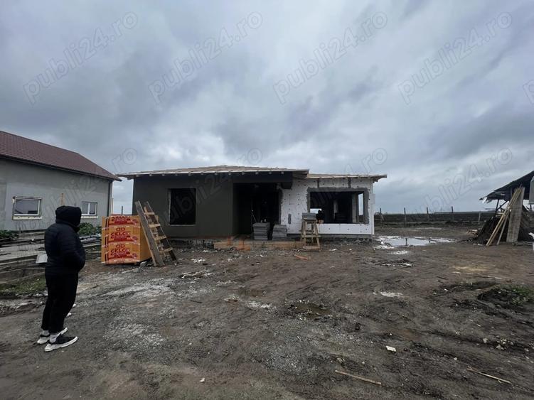 Vand casa in Lazu - 2