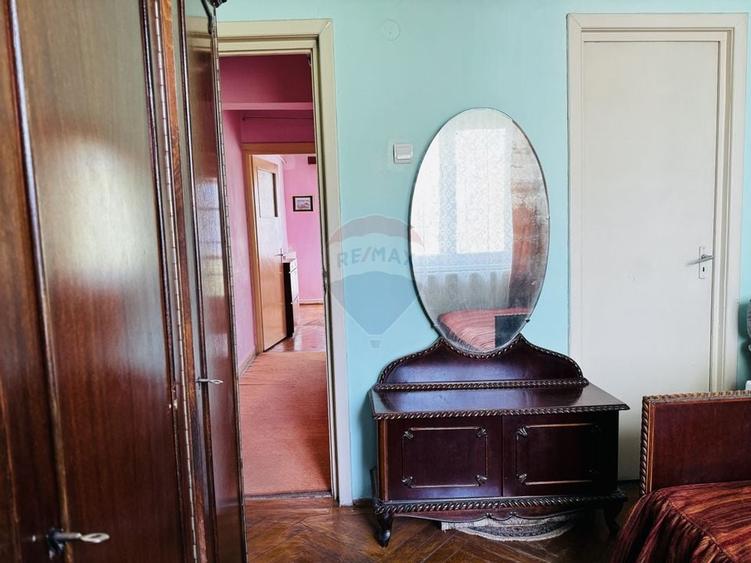 4 camere de VANZARE | Ultracentral - aproape de Faleza Dunarii - 8