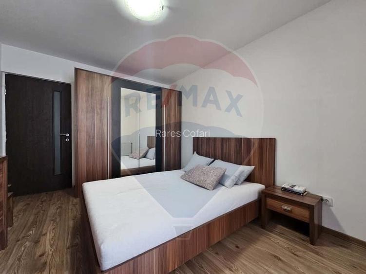 Inchiriez apartament cu 2 camere decomandate si parcare in Gheorgheni Inchiriez apartament cu 2 camere decomandate si parcare in Gheorgheni