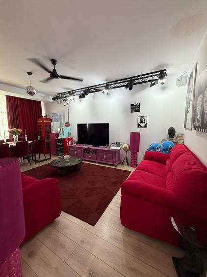 Apartament cu 2 camere decomandat în Palas