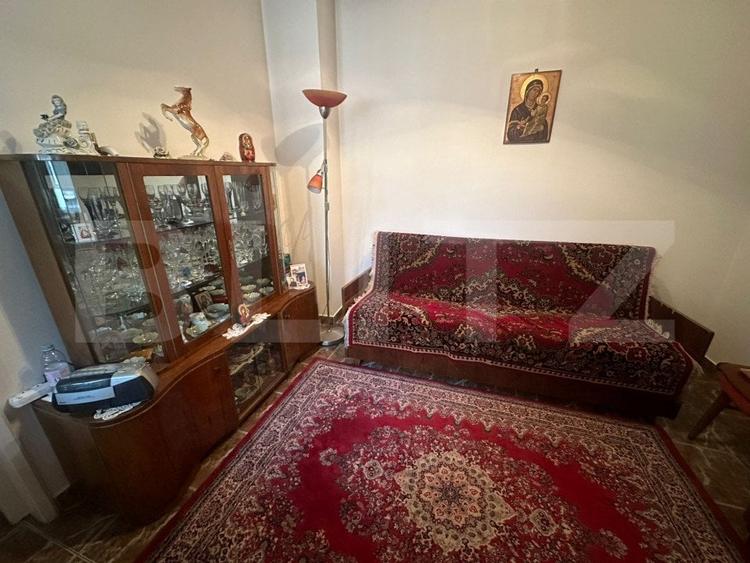 Imobil cu 12 camere/2 spatii comerciale, 210/283 mp, zona-semicentrala - 9