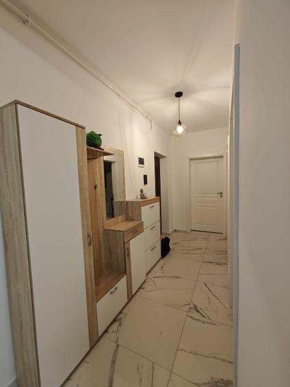 Proprietar. Vând apartament 2 camere - 3