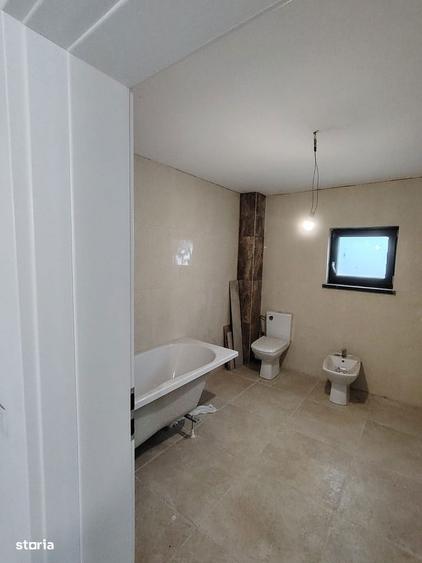 Casa cu 5 camere, doua bai, Bucium str. Grigore T. Popa - 1