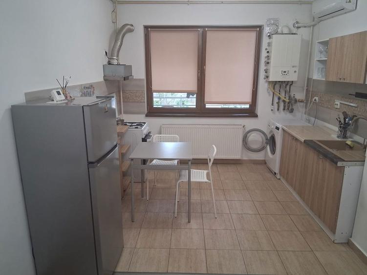 Inchiriez, apartament cu doua camere sector 4 Bucuresti - 5