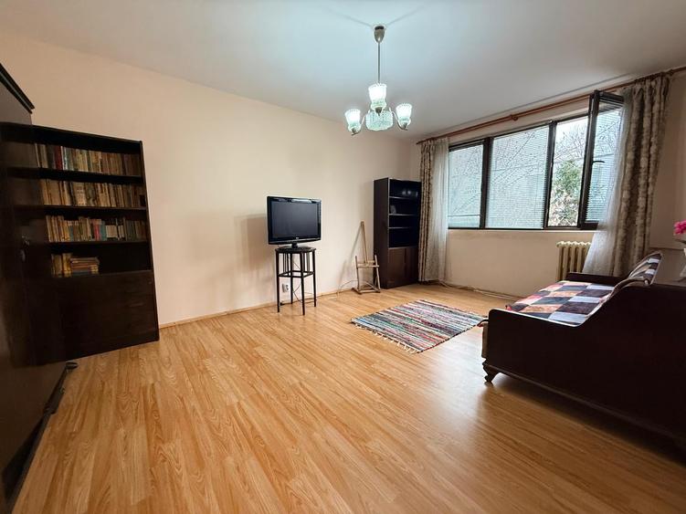 Vanzare 2 camere decomandat Berceni Racovita Kaufland Comision zero - 1