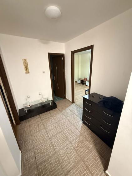 Inchiriez Apartament 2 cam decomandat mobilat 50m2 zona Poitiers - 1