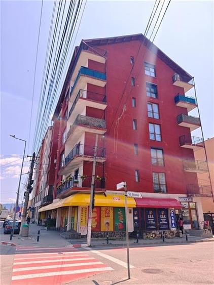 Vanzare apartament 2 camere, Ghimbav zona centrala, bloc 2008 - 2