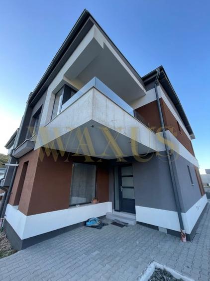 Duplex zona Magnoliei P+1 ,4 cam,3 bai curte,parcare acoperita - 1