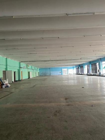 Spațiu Comercial Ultracentral de închiriat!! - 4