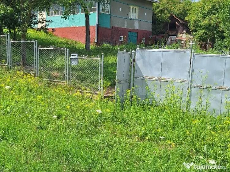 De vanzare casa teren 6000mp sat Tioltiur com. Cornesti jud. Cluj - 4