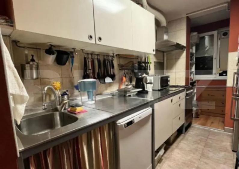 Apartament decomandat cu 3 camere in zona Torontalului - 4