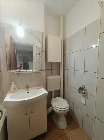 Garsoniera, Titulescu, - 2