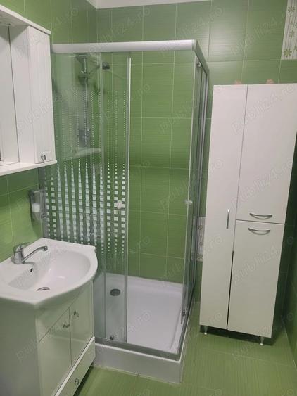 Inchiriez apartament cu o camera, in zona centrala,etaj 1 - 3