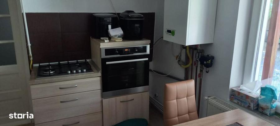 Casa in Biharia la strada principala cu 2 camere, bucatarie, baie - 7