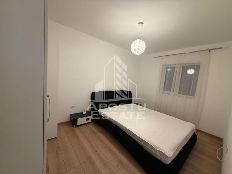 Casă triplex cu 3 camere de închiriat ,Curte, Mosnita Veche - 6