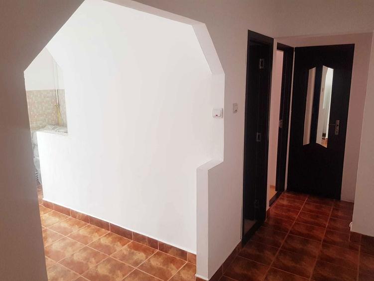 Apartament 2 camere decomandat / Tudor Str. Muncii - pozitie perfecta - 2