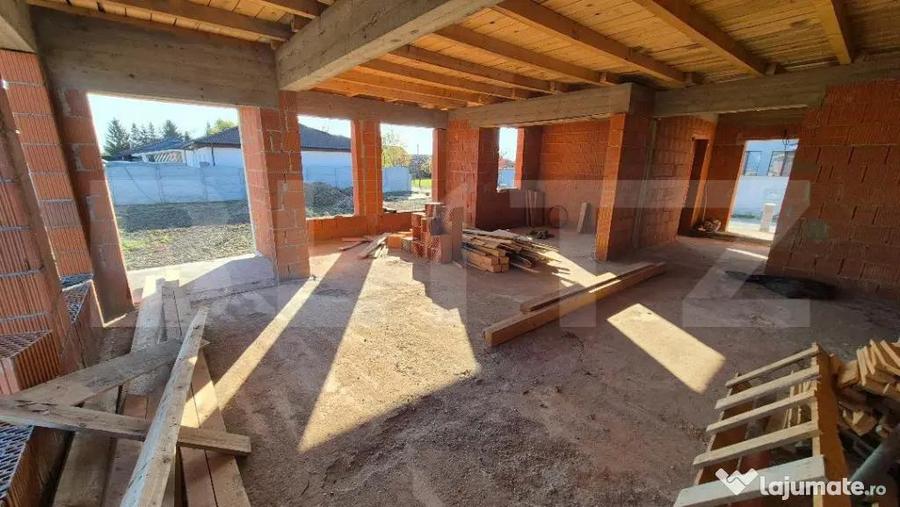 Casa la rosu de vanzare, 4 camere, 145,31 mp, 715 mp teren, - 9