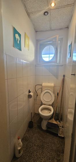 Inchiriez spatiu central,la casa,parter, pretabil pentru birouri sau activitati - 9