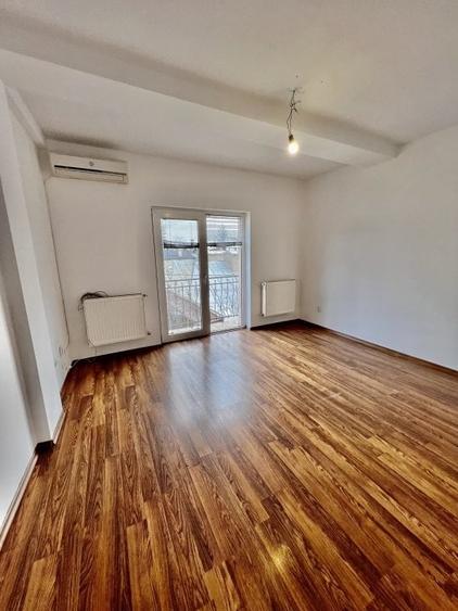 Iancului / Vatra Luminoasa / Spatiu de birou tip duplex 6 camere / 200 Mp - 9