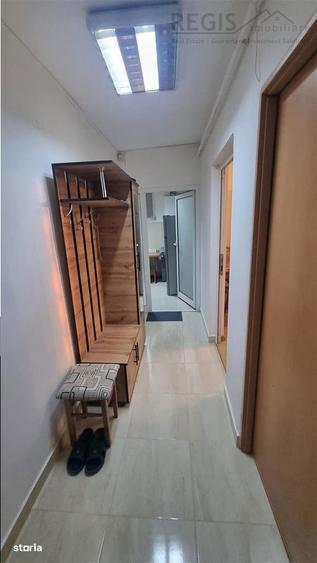 Apartament cu 3 camere decomandat, mobilat în Florilor