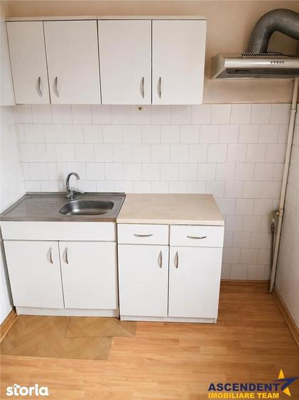 Garsoniera decomandata, etaj2, bloc apartamente, Astra, Brasov - 3