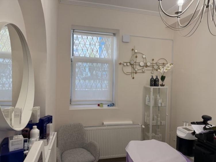 OFERTA INCHIRIERE SP COM , CAFENEA, - 17