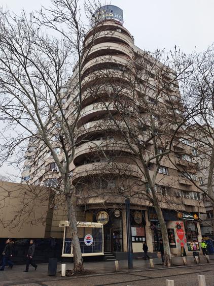 Universitate bloc nou 5 camere cu vedere superba - 1