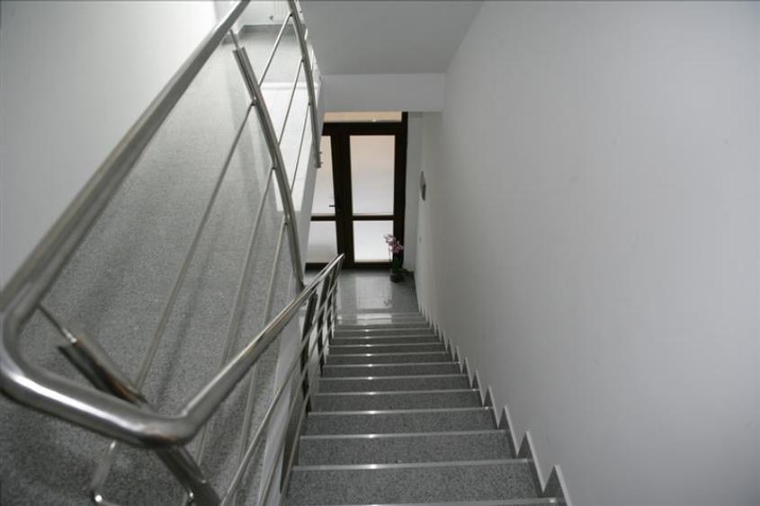 Cladire de birouri inchiriata, de vanzare, metrou Aurel Vlaicu - 22