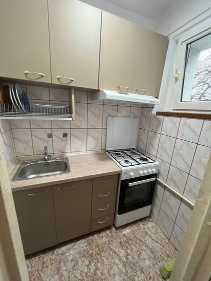 Inchiriez garsoniera zona centrala Piata Alba Iulia - 8