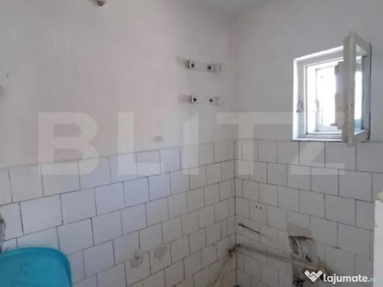 Casa de vanzare, cu 3 camere, 85 mp, 151 mp teren, zona cent - 4