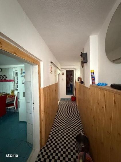 Casă cu 5 camere cu Teren 130 Mp în Lascăr Catargiu