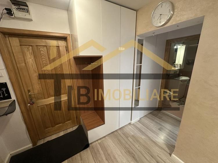 Apartament de 2 camere, 54mp , Zona Poli 2 - 13