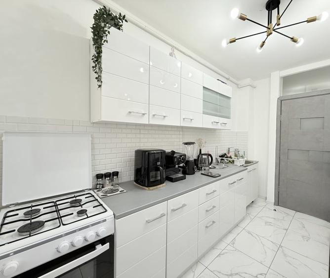 Apartament 2 camere de închiriat în Tomis II – living generos, balcon 19 mp - 8