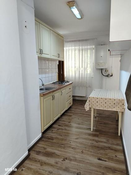 cv 76 G.Cosbuc, apartament 2 camere , etaj II - 8