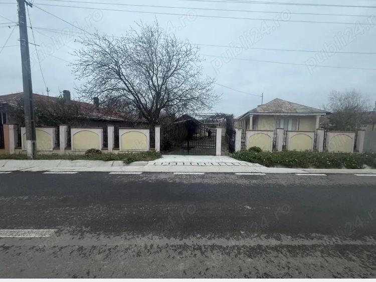 Vand casa comuna Cosmesti - 1