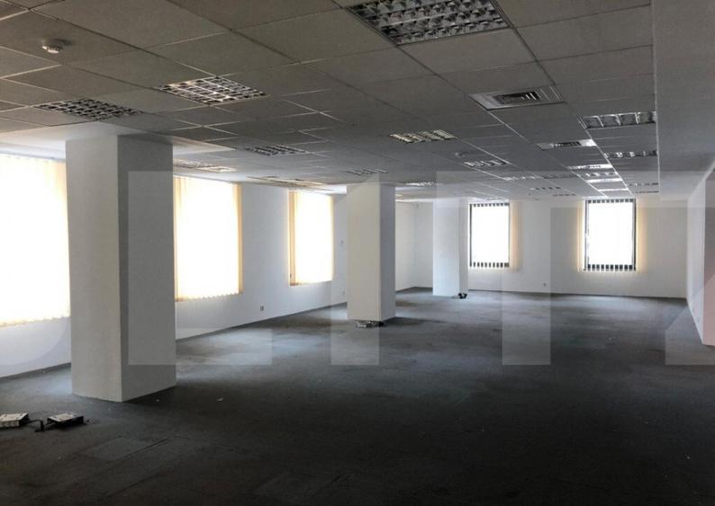 Showroom, clinica sau laborator medical! - 13