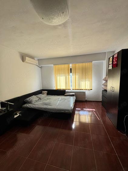 Garsoniera decomandata zona City Park Tomis 3 - 6