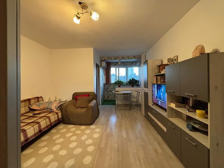 Garsoniera Titan Bloc 1978 Reabilitat 31 Mp 10 Min Metrou - 2