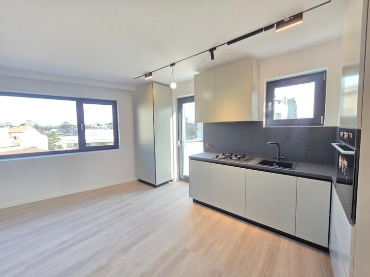 Închiriere imobil nou P+4 | ~270 mp utili | spațiu comercial la parter - 7