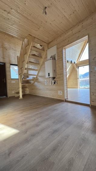 A-Frame premium in Glajerie Ra?nov langa Maggies Ranch - 3