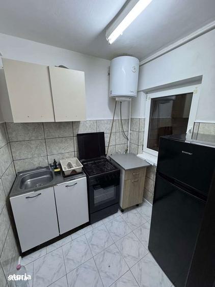 Proprietar vand garsoniera cu balcon - 2