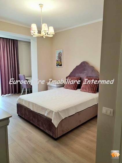 Apartament cu 3 camere, lux, zona FALEZA NORD - 10