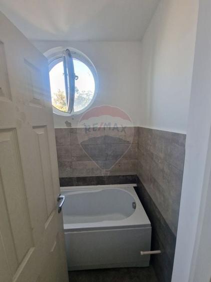 Spațiu generos in Piatra Neamt - perfect pentru afacerea ta - 27