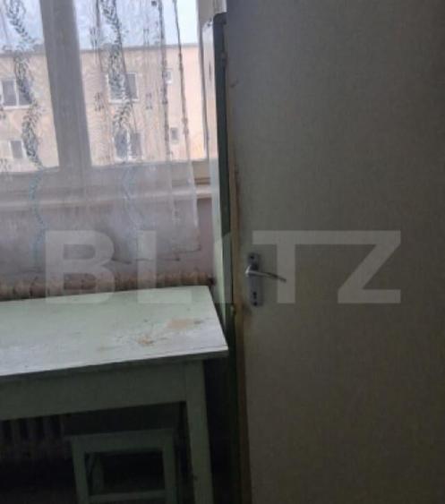 Vanzare urgenta - Apartament cu 4 camere, 76 mp, zona Centra - 13