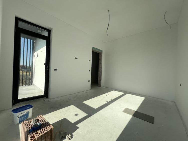 Duplex, 300mp teren, 105mp utili, la sosea COMISION 0% -  Sacalaz - 8