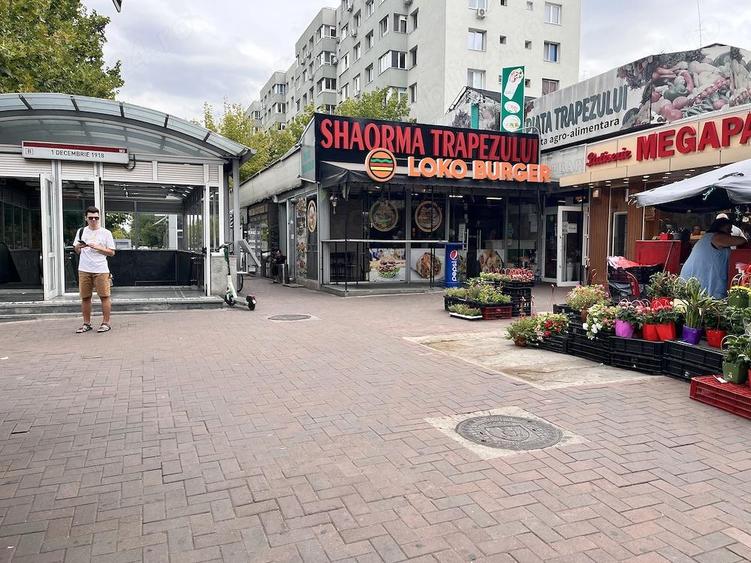 Direct proprietar | Apartament 3 camere spa?ios | Metrou 1 Decembrie 1918 - 8