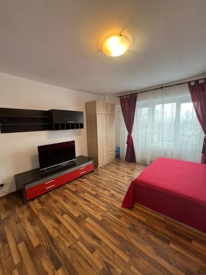 Garsoniera mare Militari-Virtutii, intre 2 linii de metrou - 5