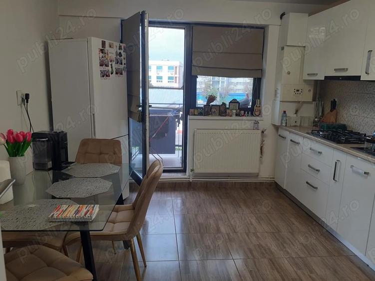 Vanz. Apart. 2 cam. cf.1 dec. et. 3 din 4, mobilat si utilat nou la cheie aproape de Hotel Triumf - 4